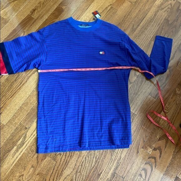 ‎Tommy Jeans Long Sleeve Tee - Picture 11 of 11